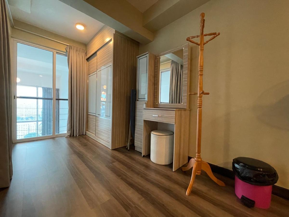 Premier Suite At Maritime George Town Ngoại thất bức ảnh