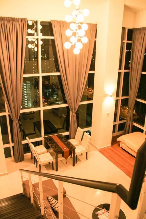 Premier Suite At Maritime George Town Phòng bức ảnh