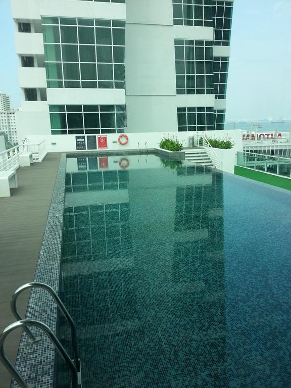 Premier Suite At Maritime George Town Phòng bức ảnh