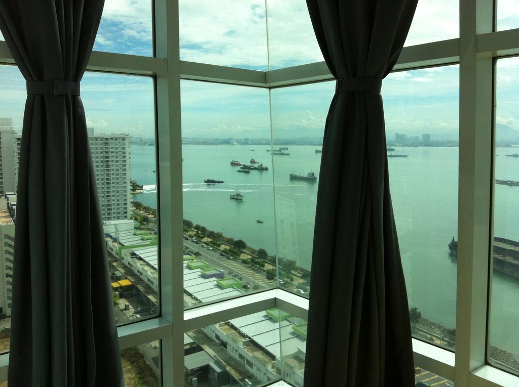 Premier Suite At Maritime George Town Ngoại thất bức ảnh